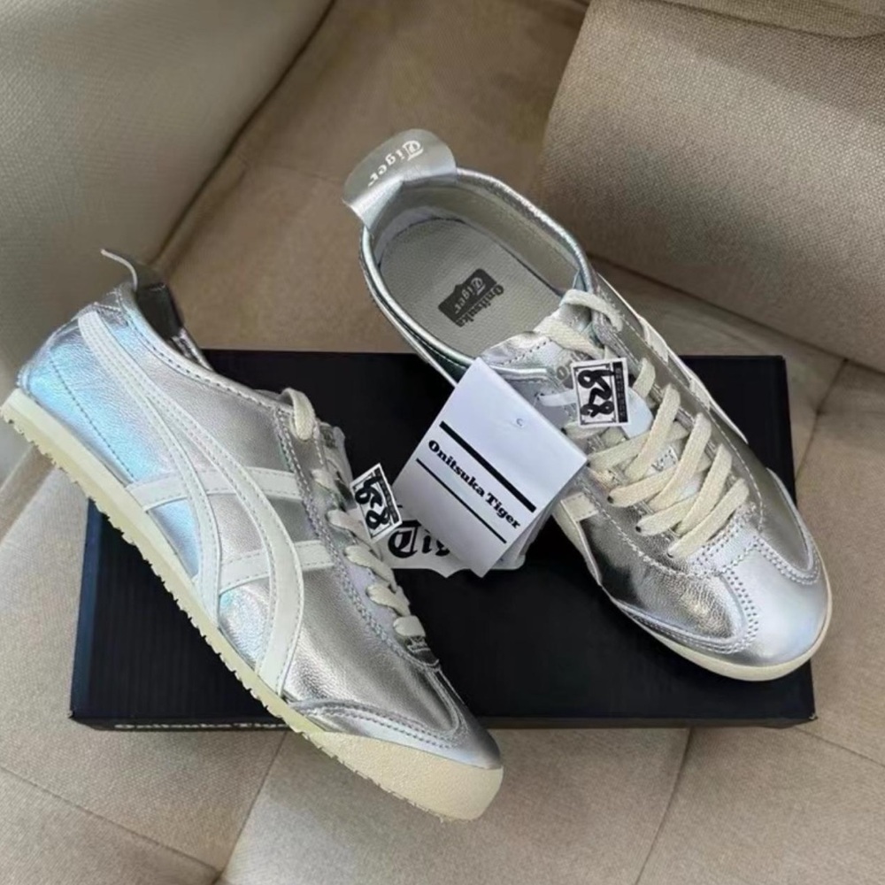 Onitsuka tiger Mexico 66 silver off white